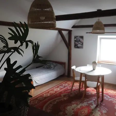 Sielska Oaza - Siedlisko Wiejskie Z Domem Calorocznym Tatil Evi *